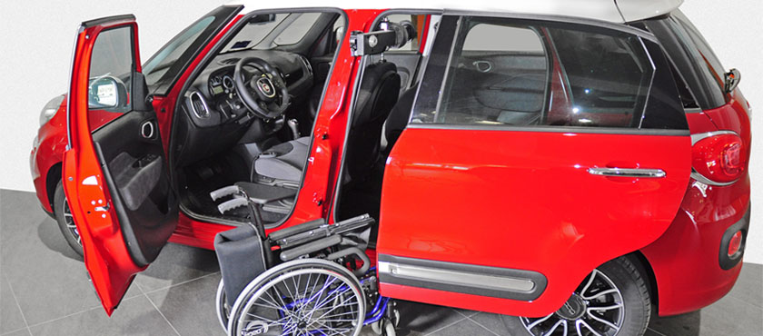 VCC 205 TREUIL CHARGEUR DE FAUTEUIL ROULANT FIAT 500 L EXTERIEUR