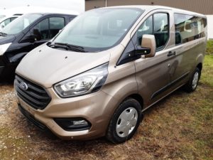 Véhicule adapté transport handicapés